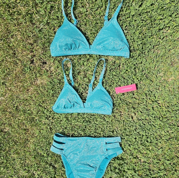 Sparkly blue size M target bikini set - Picture 4 of 4